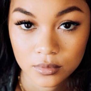 Meet your Posher, Jasmin